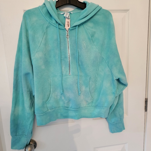 Victoria Secret short and hoodie set - Picture 2 of 5